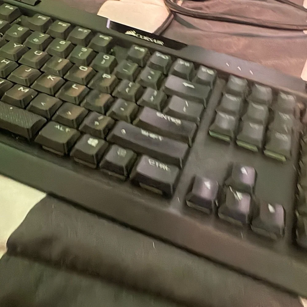 Corsair Black Wired Keyboard